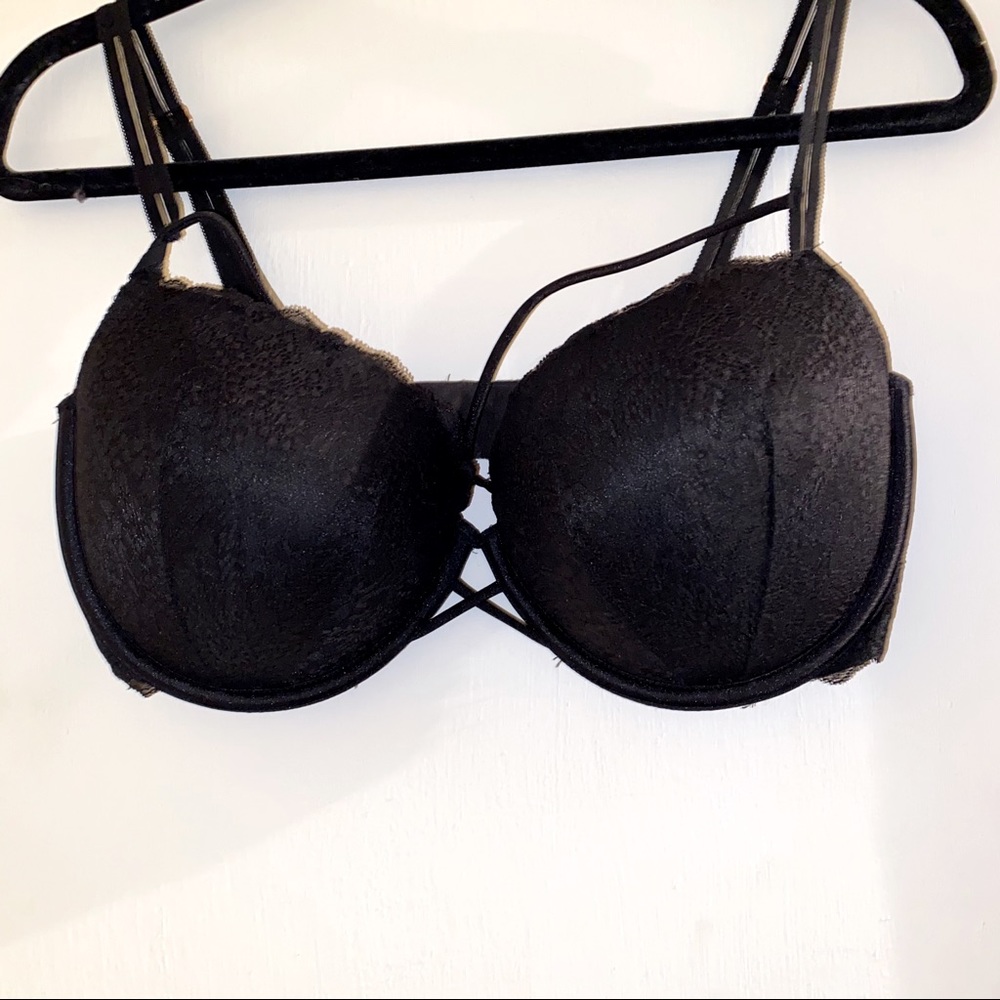 Victoria’s Secret Pink Date Bra